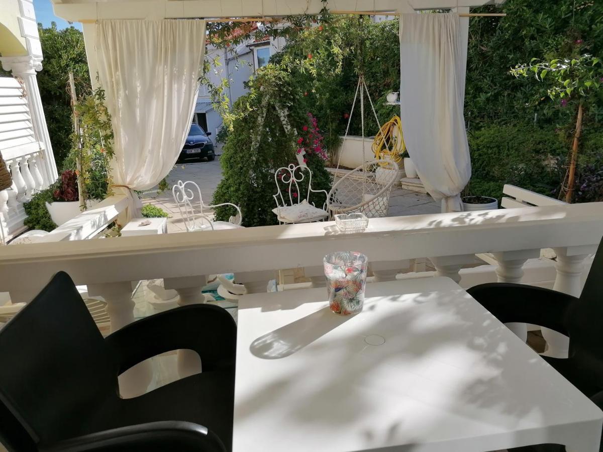 Studio Apartman Villa Juras Baška Exterior foto